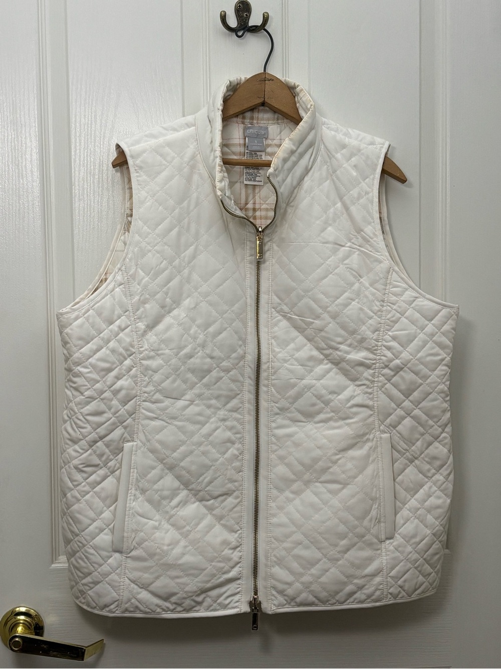 Chico’s Size 3 XL Ivory Quilted Vest Gold Zip Plaid Lined Puffer